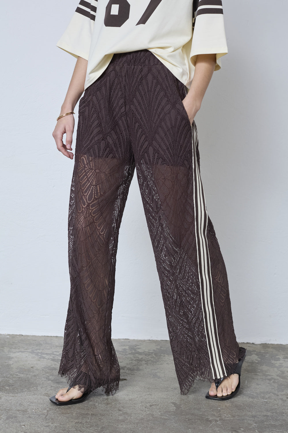 Pantalones Leticc con panel de encaje LL